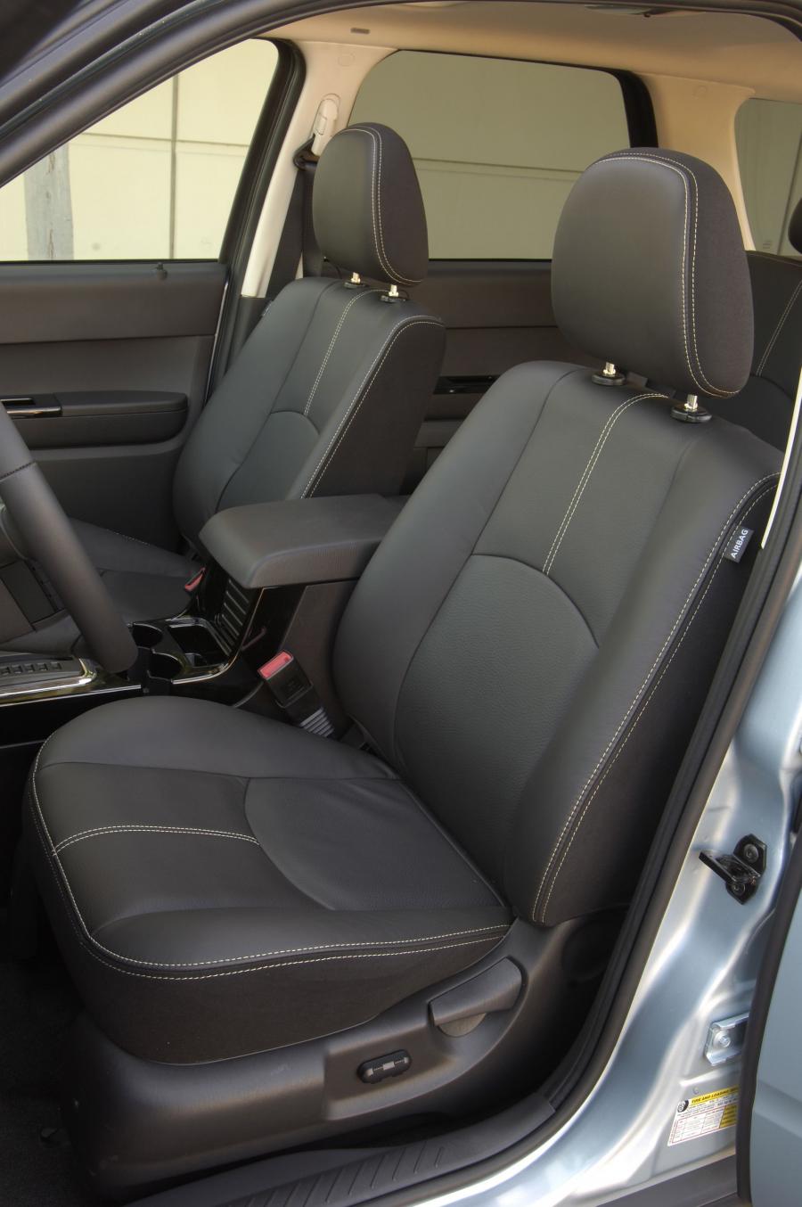  Mazda Tribute 2008 года  (фото 16 из 21)
